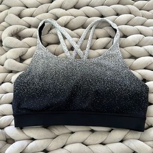 Lululemon energy bra, size 6